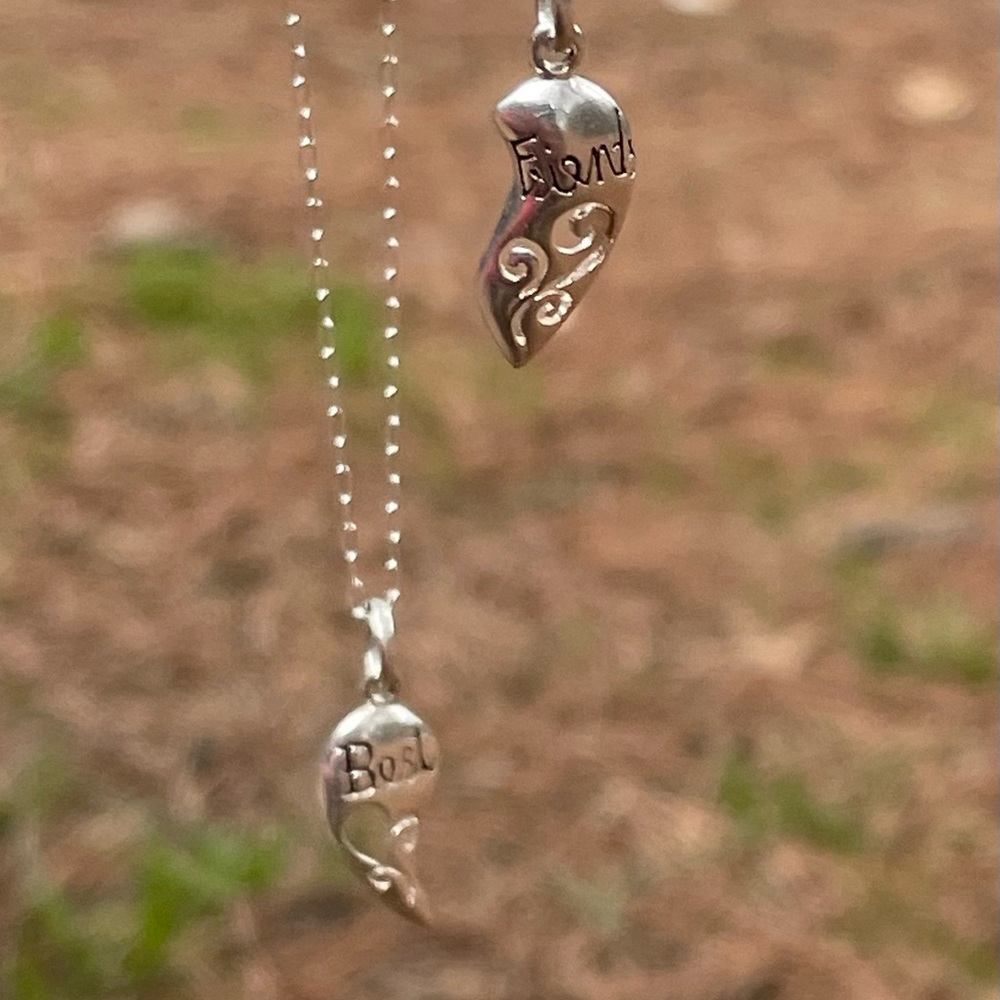925 ‘Best friends’ heart necklace